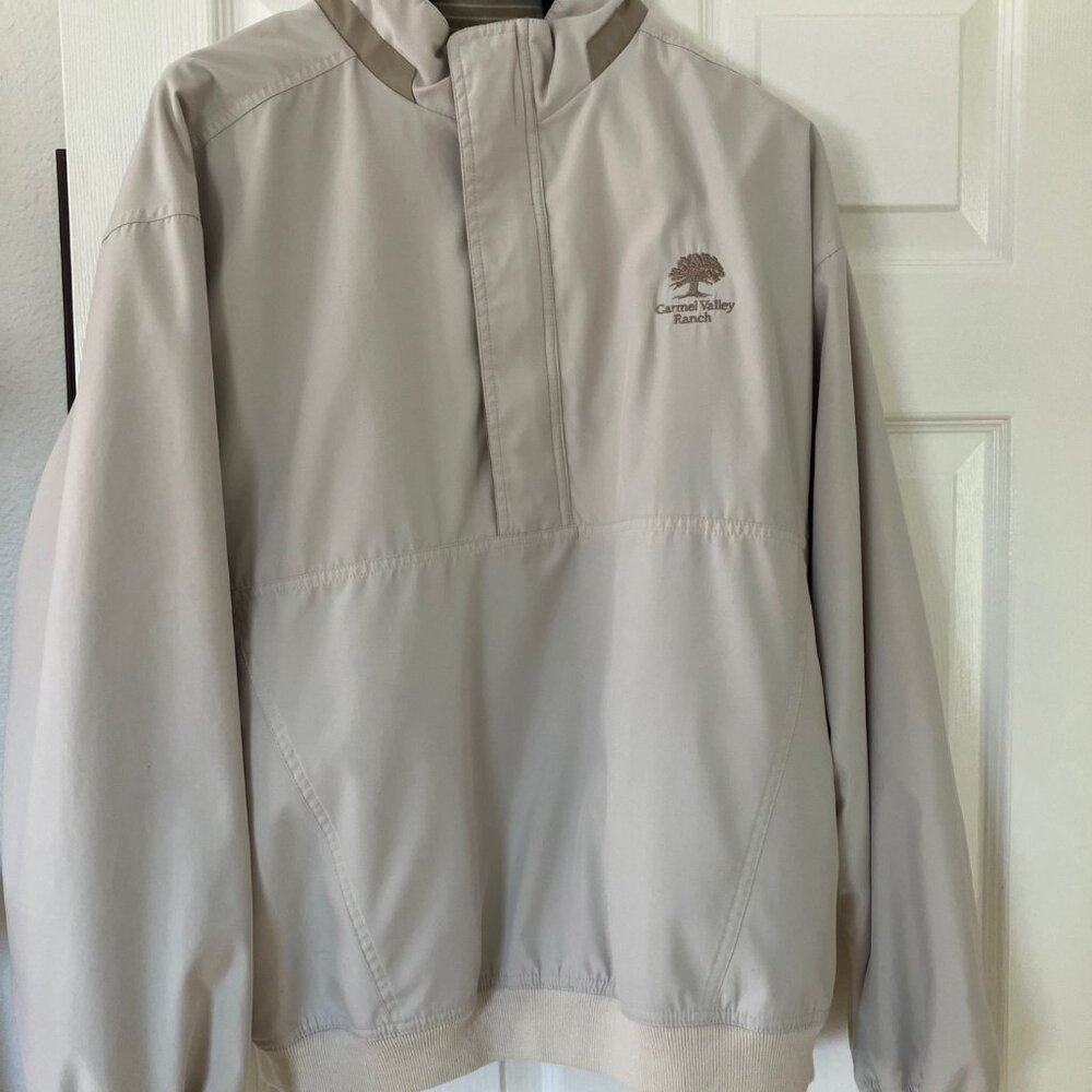 GEAR Men's beige golf pullover windbreaker from Carvel Valley Ranch Golf Course